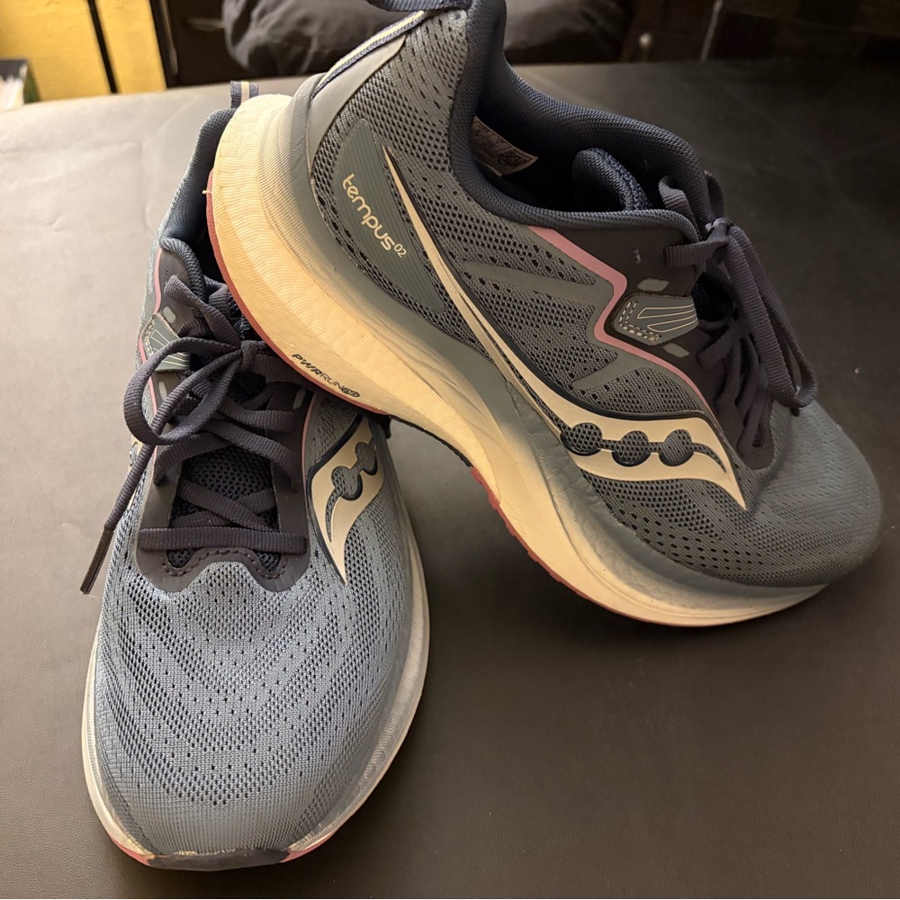 Saucony Women's Navy Tempus 2 Running Shoe